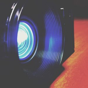 Fabricant de téléviseurs et objets multimédia